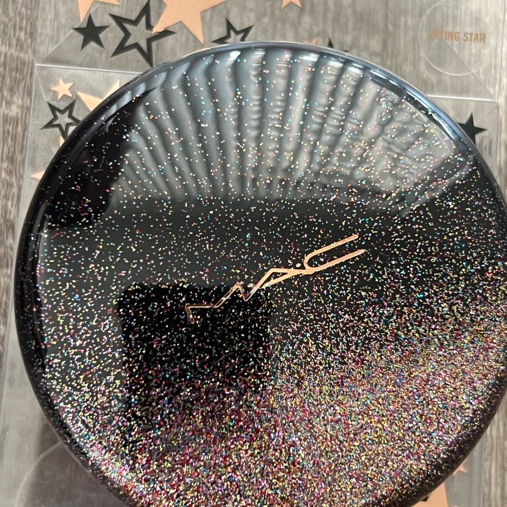 MAC Bronzing Highlighter Compact